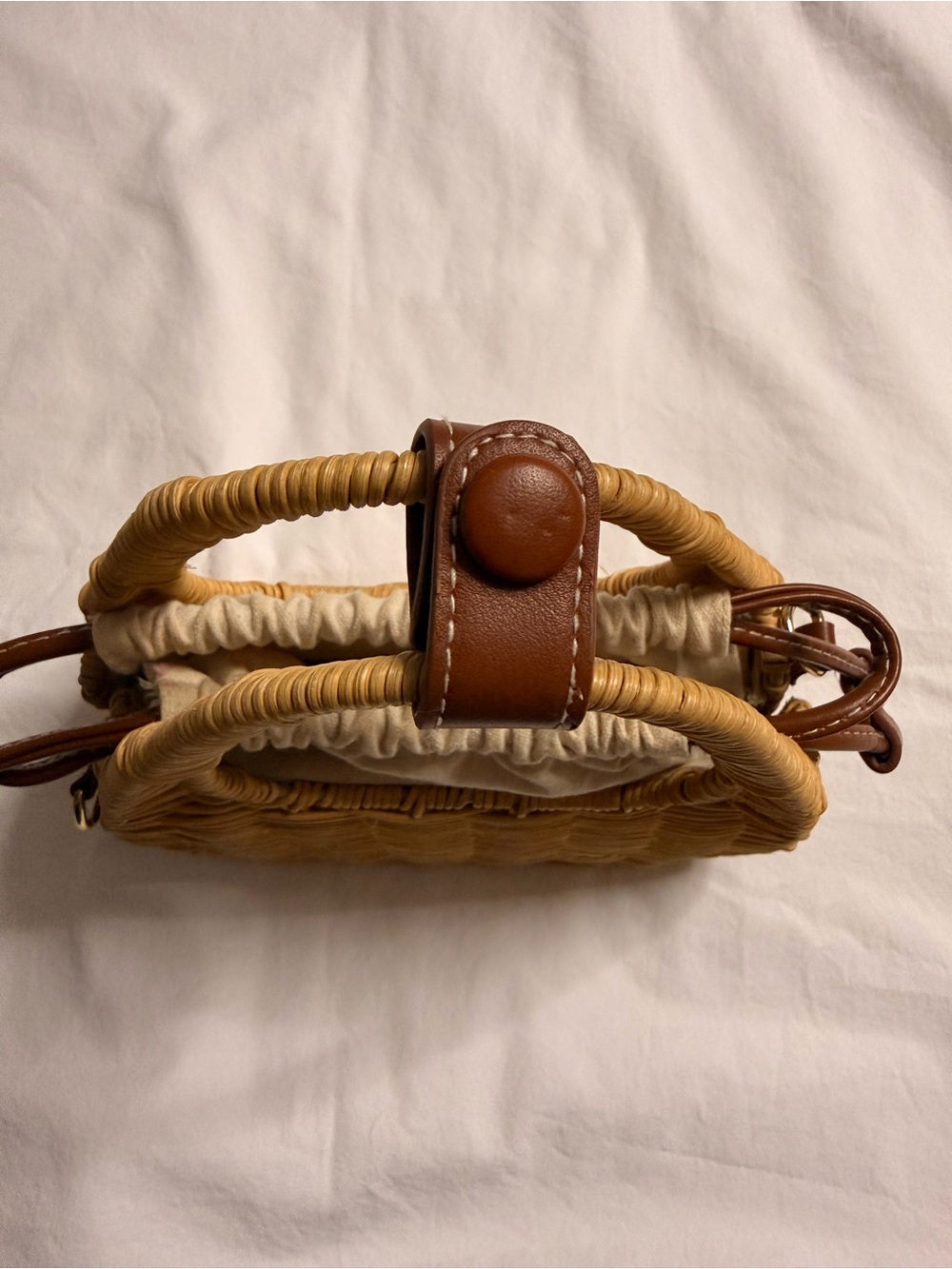 ZARA Woven Rattan Top-Handle Bag with Cream Drawstring Liner (158) - Picture 7 of 12